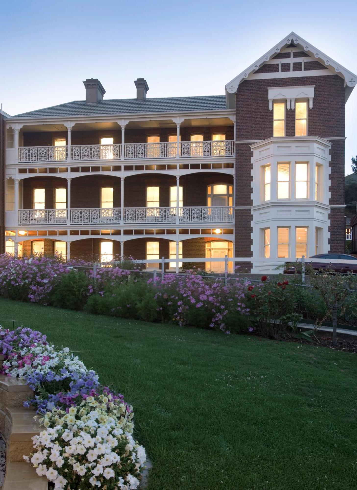 Auldington Hotel ลอนเชสตัน ภายนอก รูปภาพ