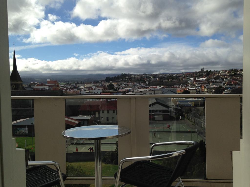 Auldington Hotel ลอนเชสตัน ภายนอก รูปภาพ