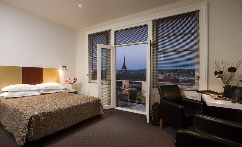 Auldington Hotel ลอนเชสตัน ภายนอก รูปภาพ
