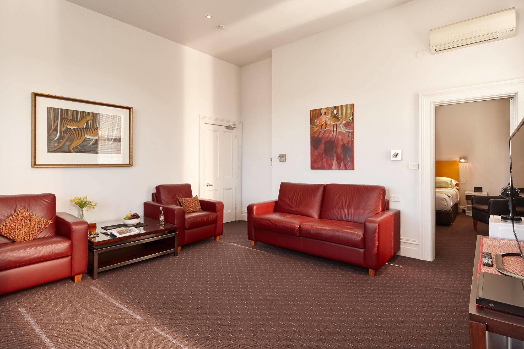 Auldington Hotel ลอนเชสตัน ภายนอก รูปภาพ
